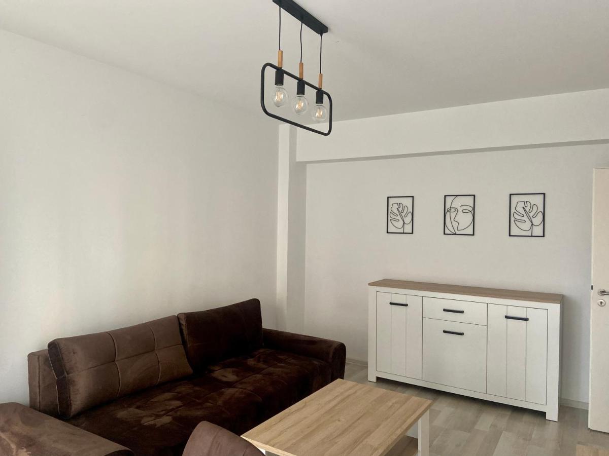 Divany Apartaments - Coresi Mall Braşov Eksteriør billede