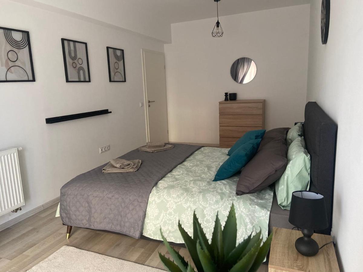 Divany Apartaments - Coresi Mall Braşov Eksteriør billede