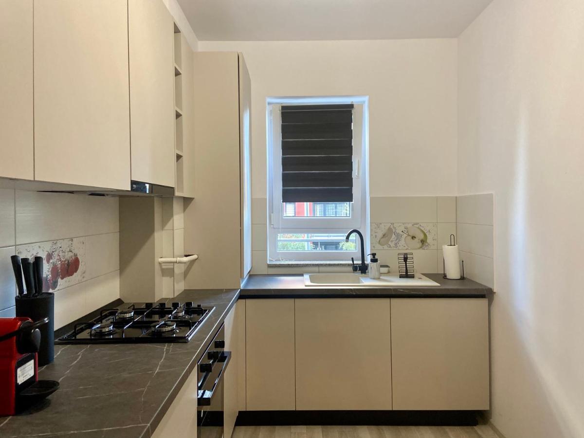Divany Apartaments - Coresi Mall Braşov Eksteriør billede