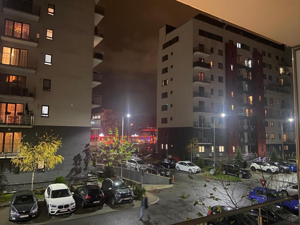 Divany Apartaments - Coresi Mall Braşov Eksteriør billede